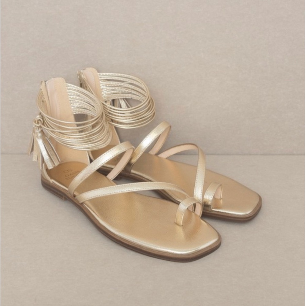 New ✨ Lola  // Metallic Gold Ankle Wap Sandal